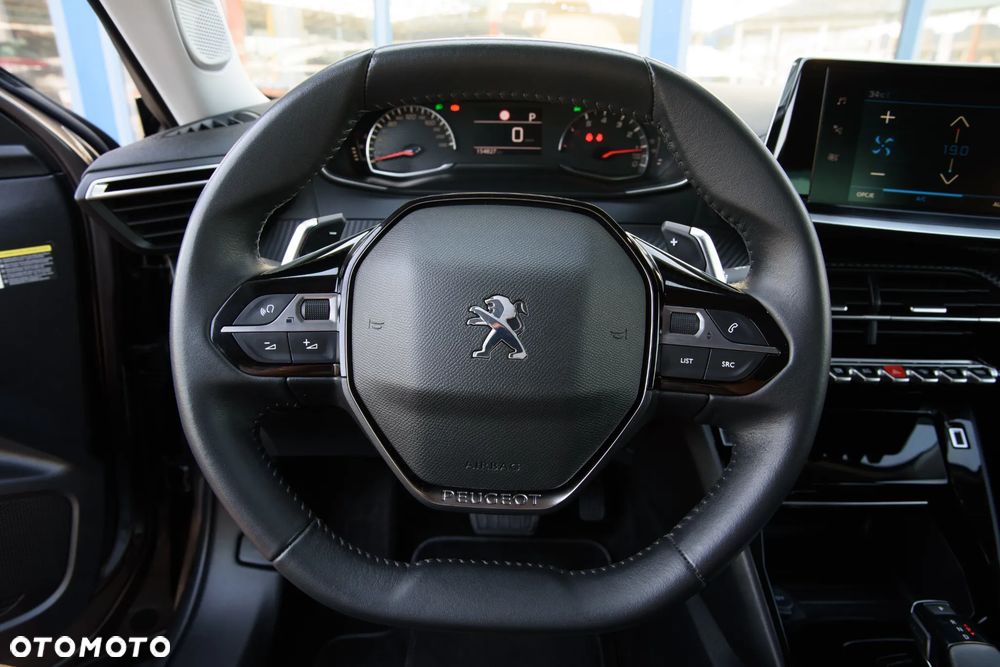 Peugeot 2008 1.5 BlueHDi Allure S&S EAT8 - 14