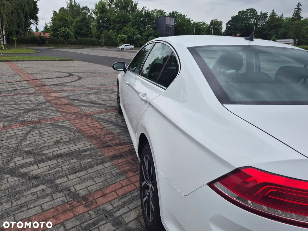 Volkswagen Passat 2.0 TDI SCR Comfortline DSG - 7