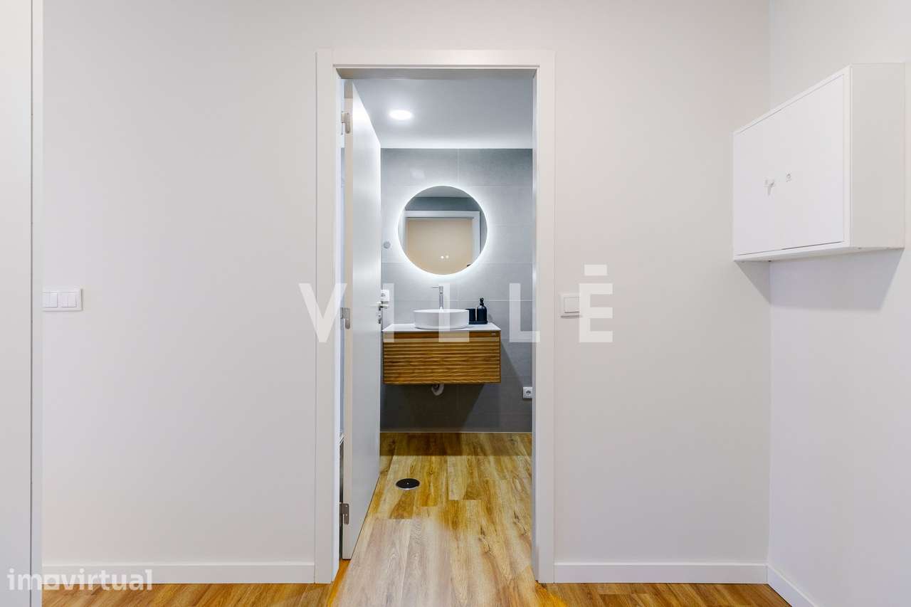 Escritório convertido em apartamento T0 no centro de Aveiro - Grande imagem: 5/25