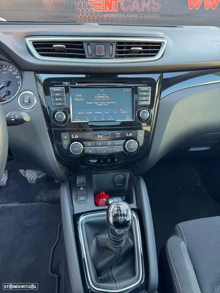 Nissan Qashqai 1.3 DIG-T N-Connecta J18 - 15