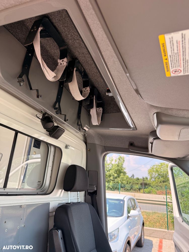Mercedes-Benz Sprinter - 35