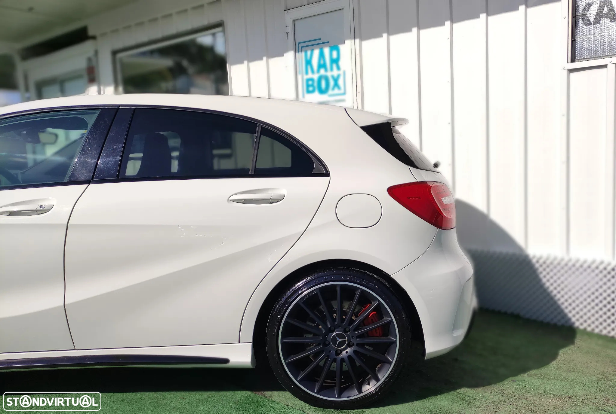 Mercedes-Benz A 45 AMG 4Matic Speedshift 7G-DCT - 11
