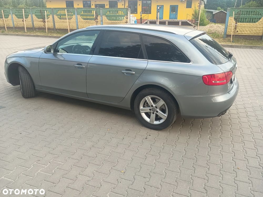 Audi A4 Avant - 2