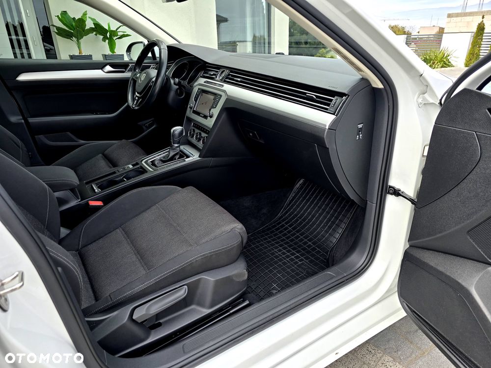 Volkswagen Passat 1.8 TSI BMT Highline DSG - 23