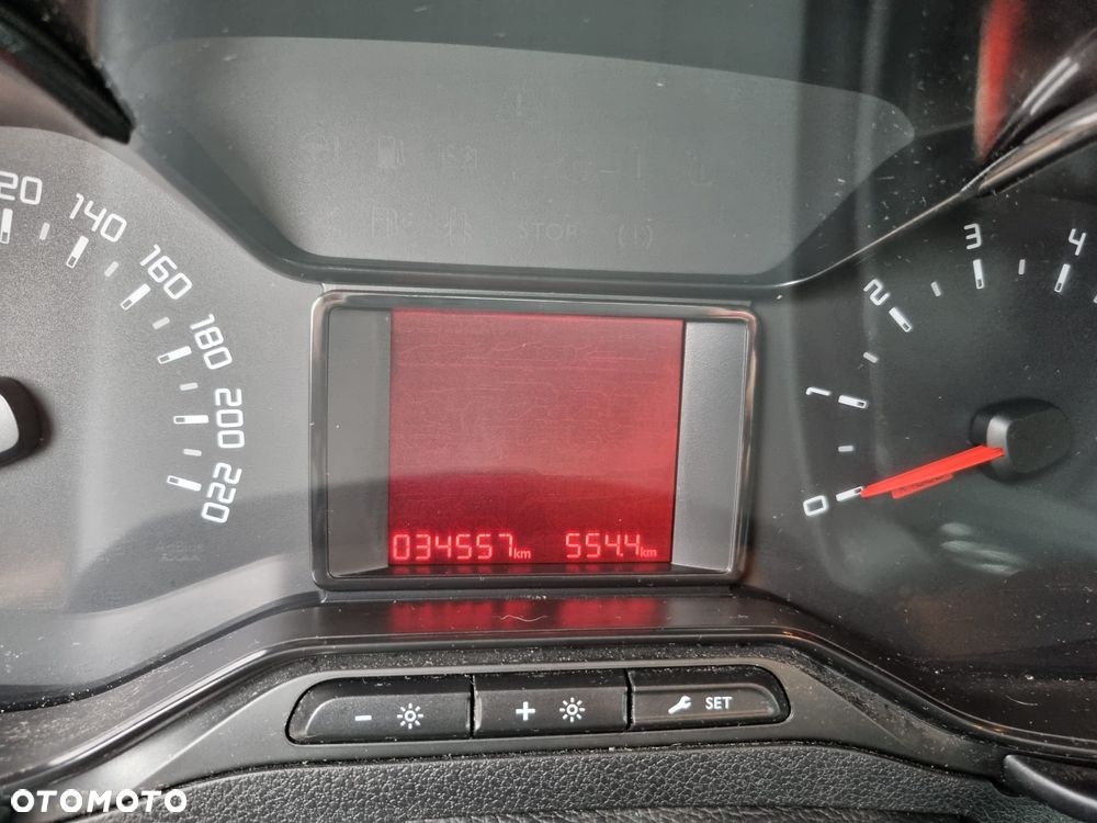 Toyota Proace City 1.5 D-4D - 12