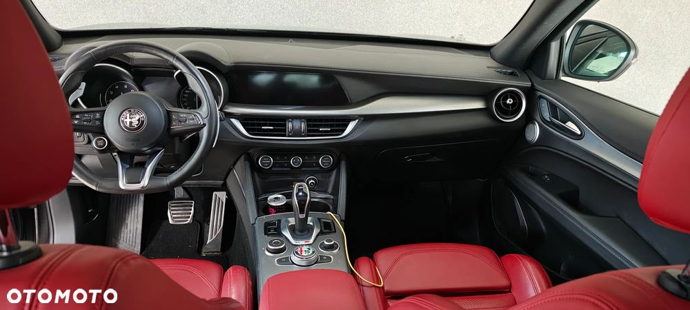 Alfa Romeo Stelvio 2.0 Turbo Veloce TI Q4 - 7