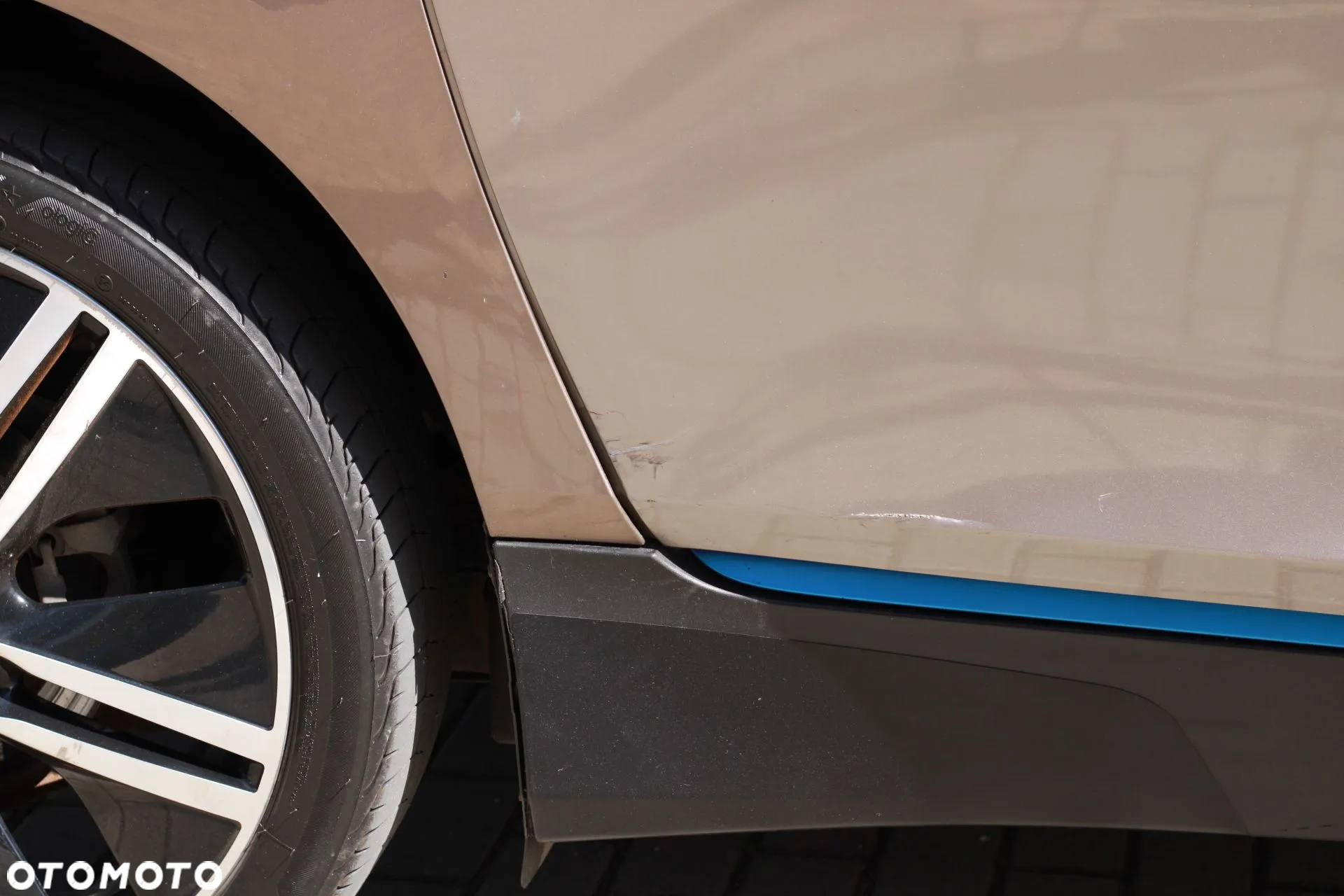 BMW i3 (60 Ah) - 14