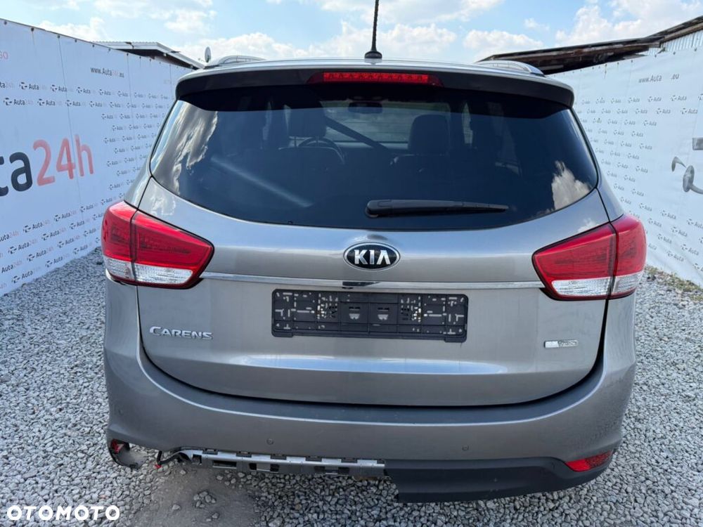 Kia Carens 1.7 CRDi Spirit - 6