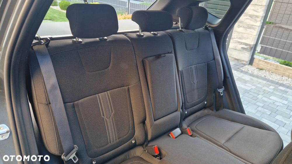 Hyundai Tucson 1.6 T-GDi HEV Executive 2WD - 31