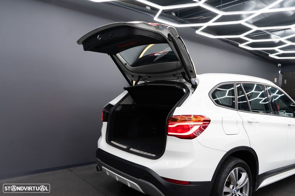BMW X1 18 d sDrive Line Sport - 54