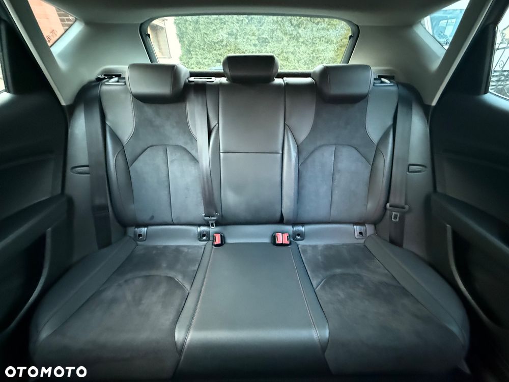 Seat Leon 2.0 TDI DPF FR Black Matt Edition - 29