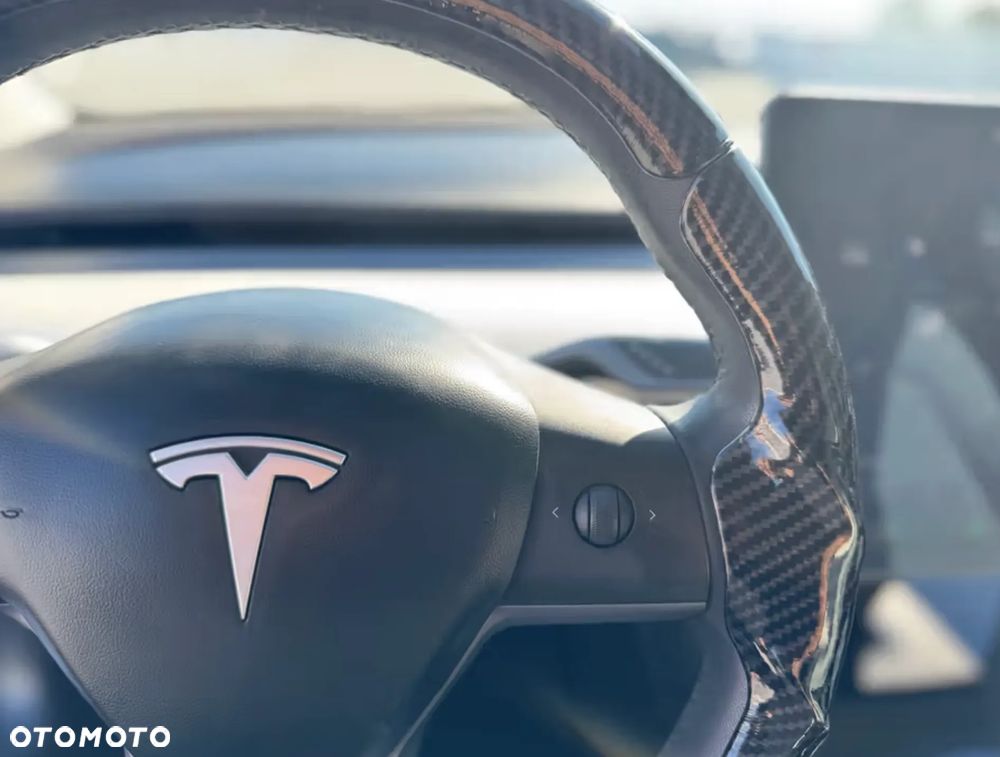 Tesla Model 3 Langstreckenbatterie Allradantrieb Dual Motor Performance - 36