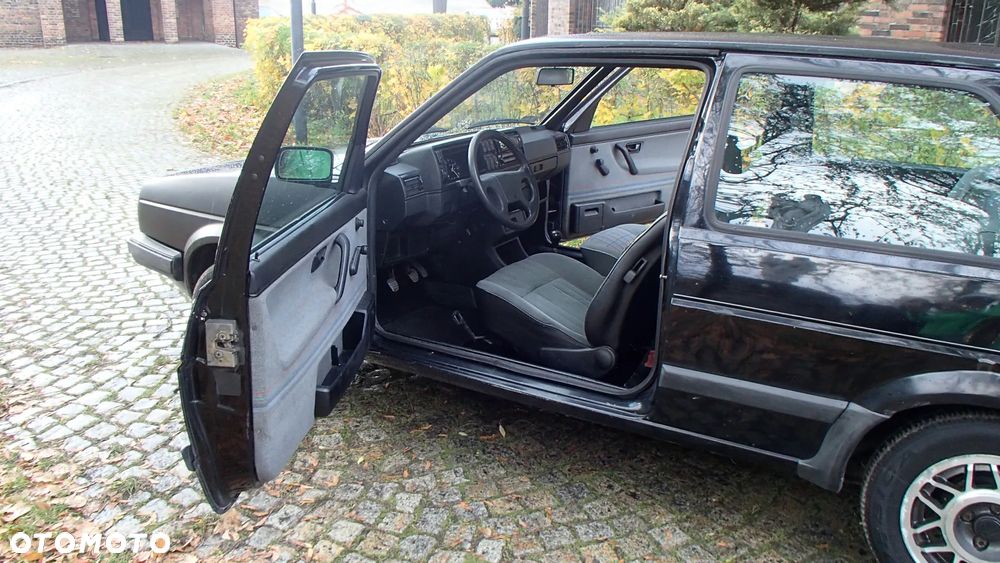 Volkswagen Golf 1.3 - 8