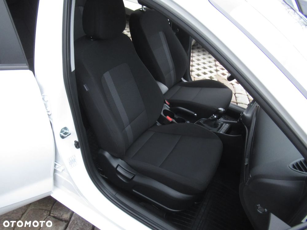 Hyundai i20 1.2 Modern - 10