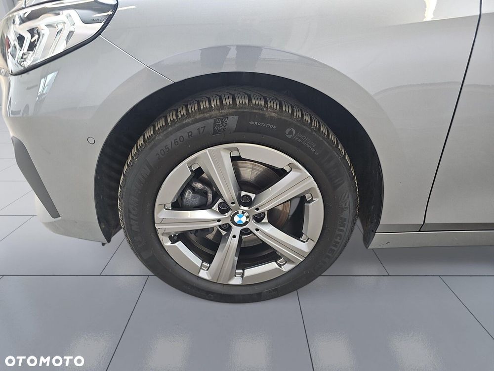 BMW Seria 2 218i - 35