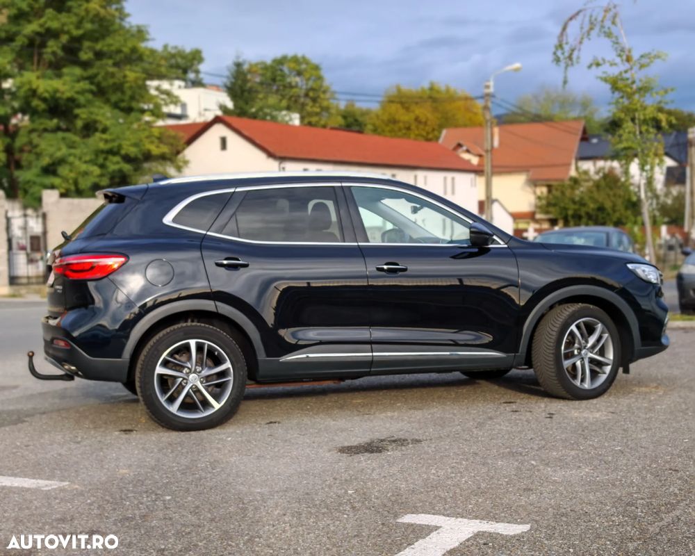 MG EHS 1.5T-GDI PHEV Luxury - 3