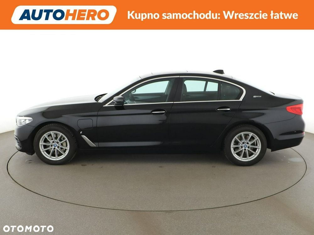BMW 5 Series 2018 photo 2