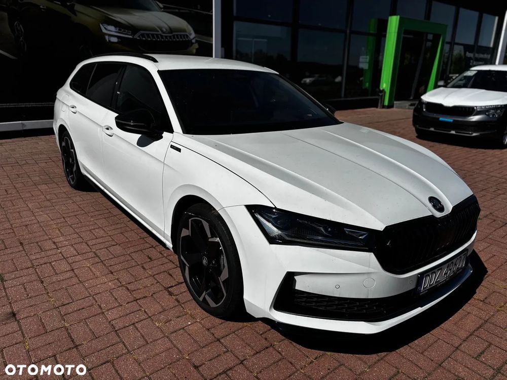 Skoda Superb 1.5 TSI Plug-in Hybrid Sportline DSG - 4