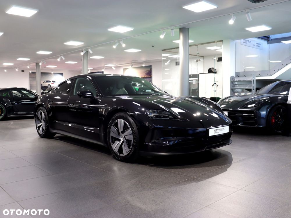 Porsche Taycan - 7