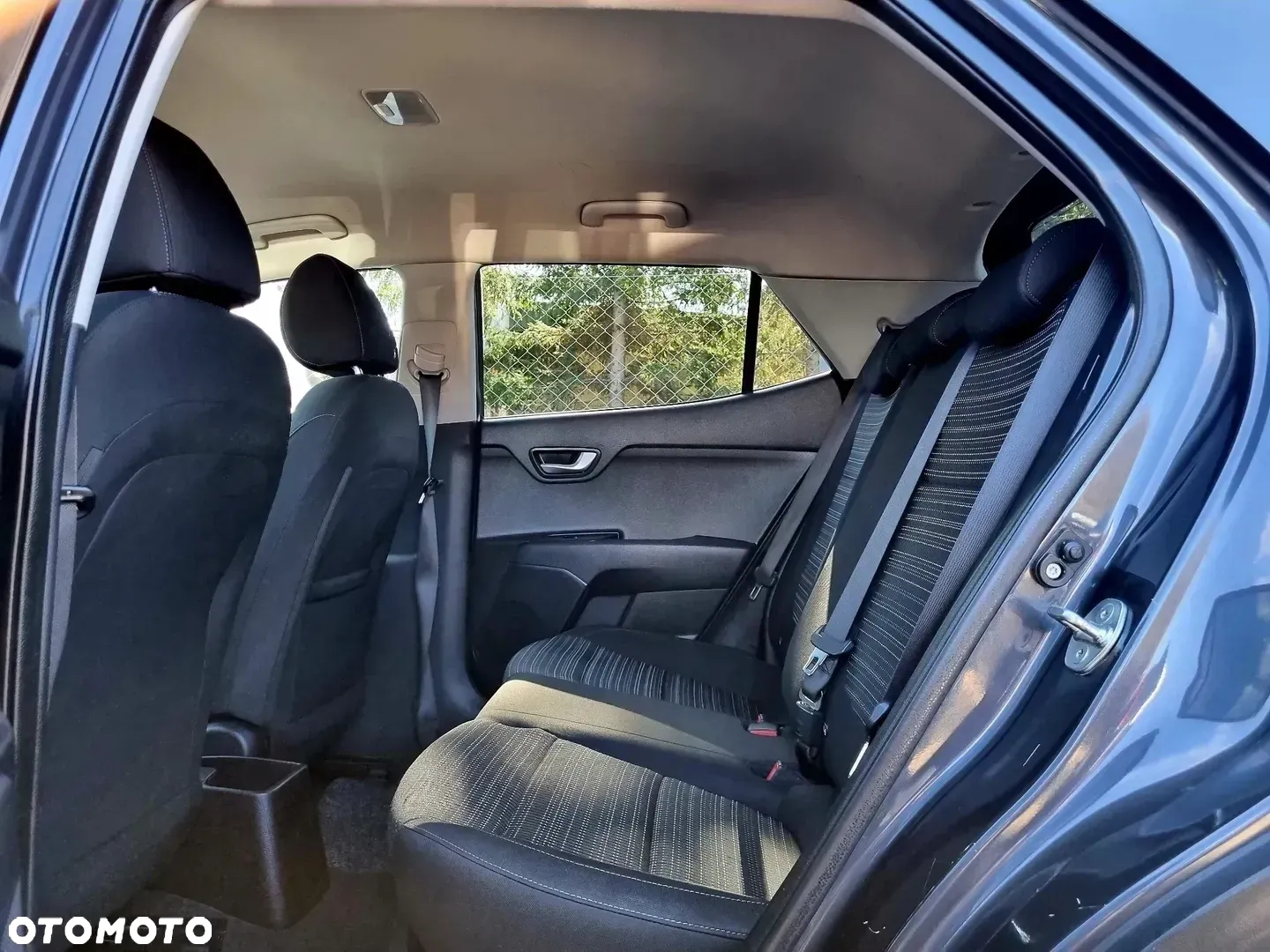 Kia Stonic 1.2 L - 9