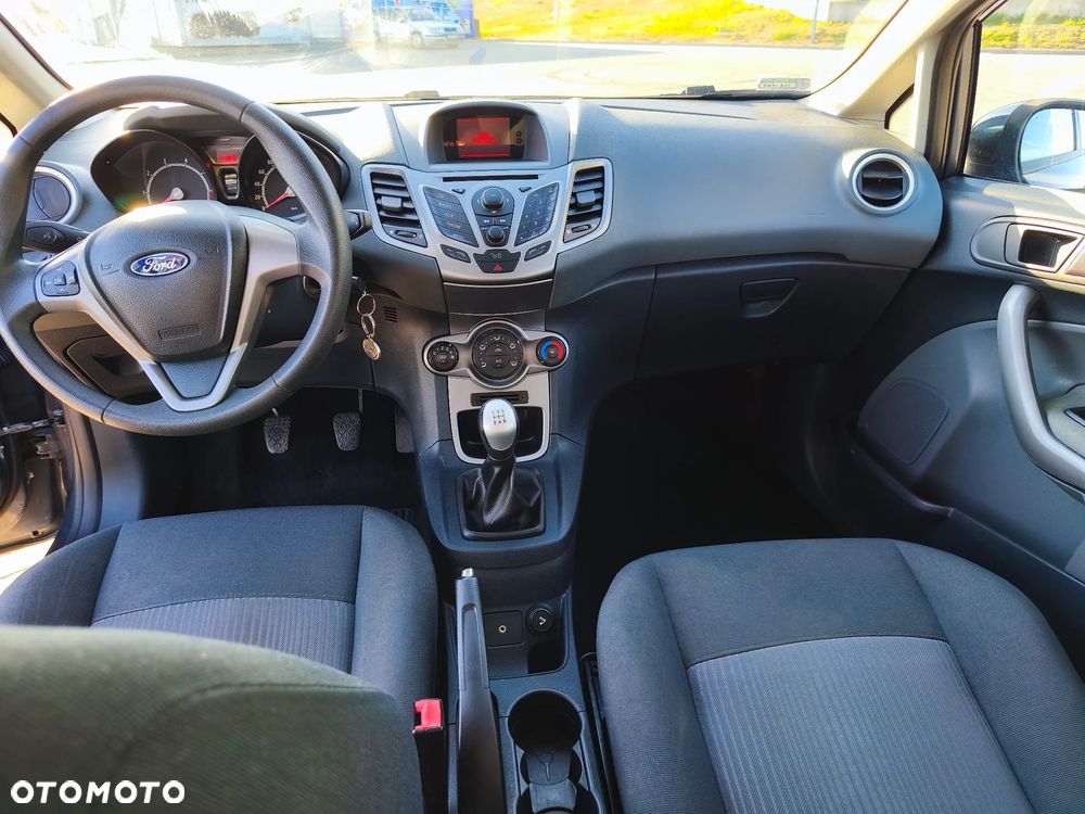 Ford Fiesta - 7