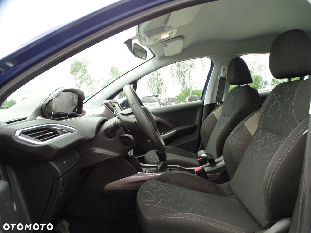 Peugeot 2008 1.2 Pure Tech Active EU6 - 9