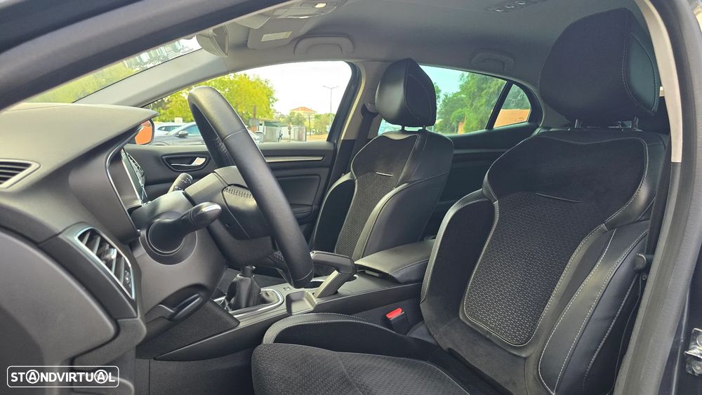 Renault Mégane 1.3 TCe GT Line - 21