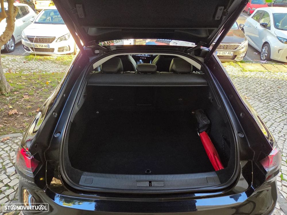 Peugeot 508 Hybrid 225 e-EAT8 Allure Pack - 27