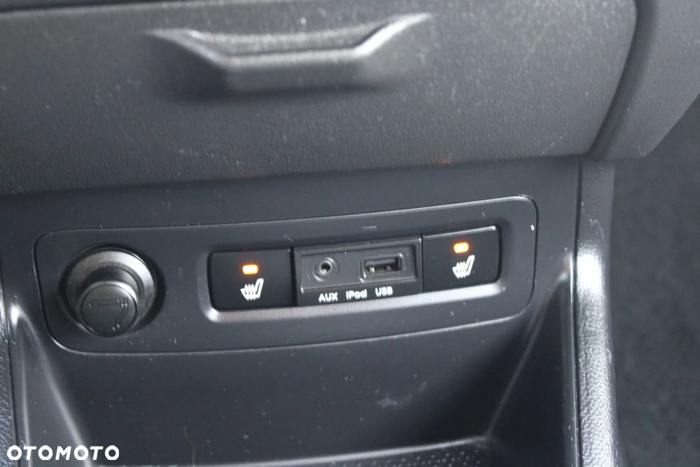 Hyundai i20 ver-1-4-150-jahre - 31