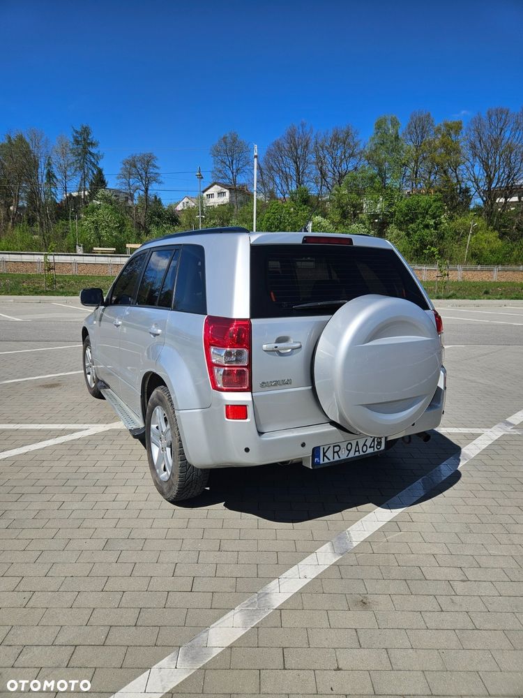 Suzuki Grand Vitara - 2