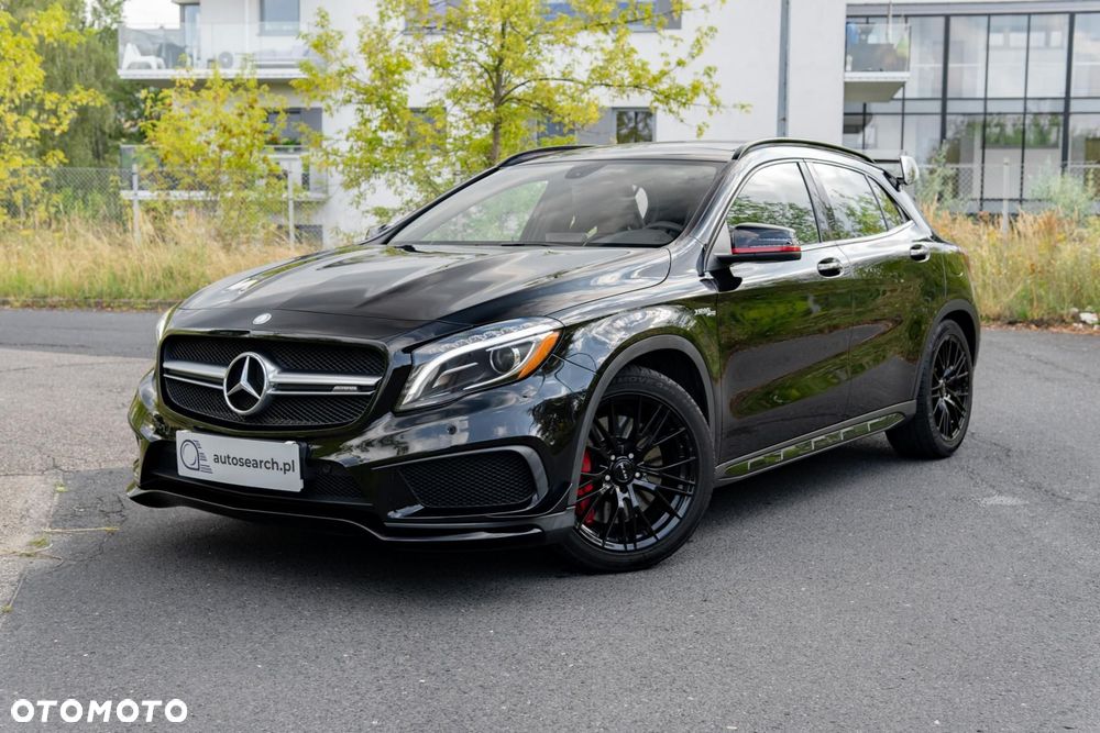 Mercedes-Benz GLA 45 AMG 4-Matic Edition 1 - 2