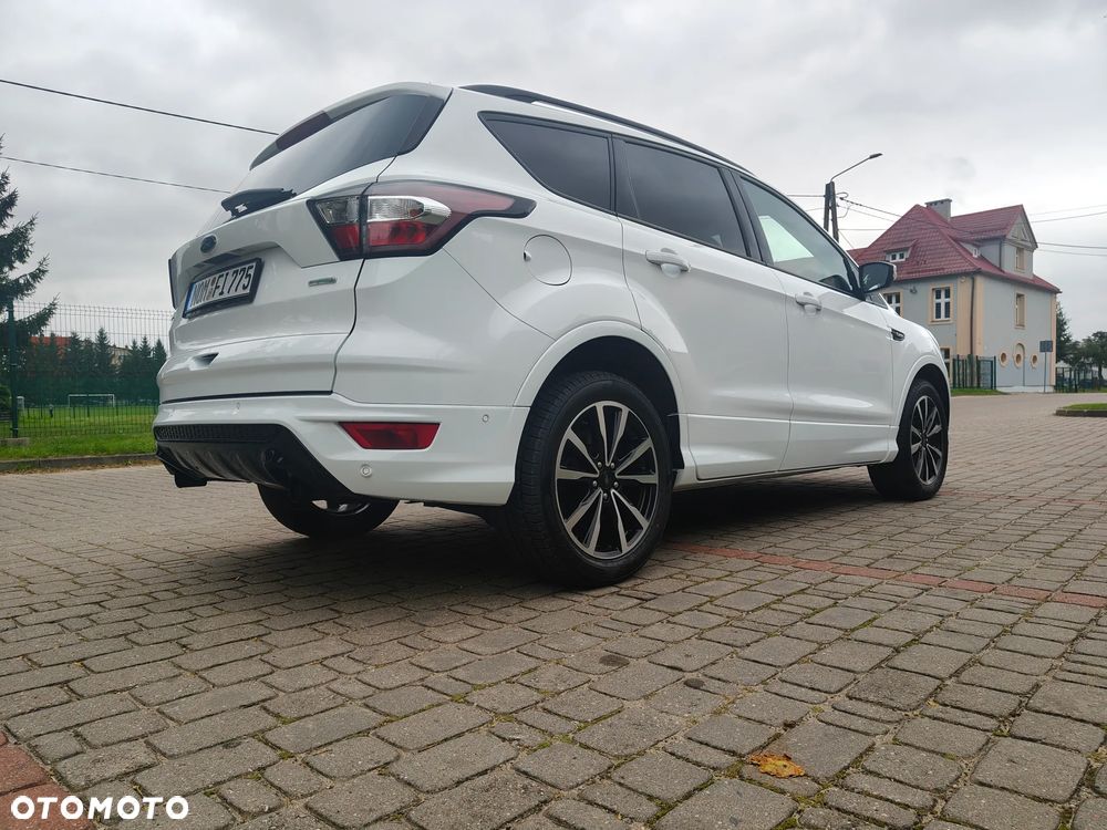 Ford Kuga 1.5 EcoBoost 2x4 ST-Line - 26