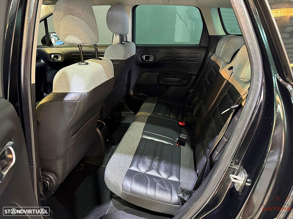 Citroën C3 Aircross 1.2 PureTech Shine - 16
