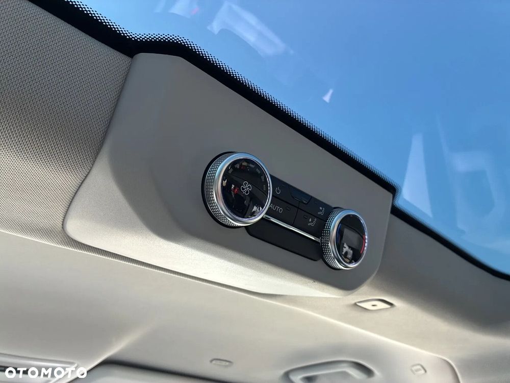 Volkswagen Caravelle 2.0 TDI L2 Style - 28
