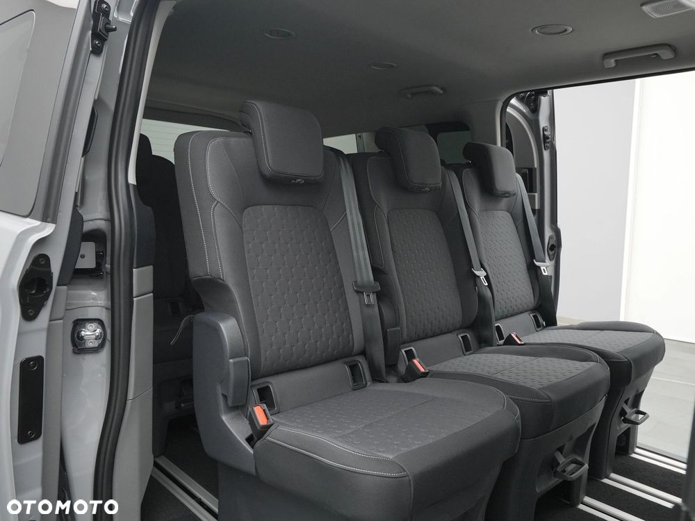 Ford Tourneo Custom 2.0 EcoBlue 320 L2 Titanium - 13