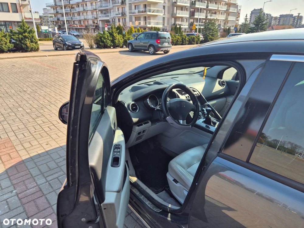 Peugeot 3008 2.0 HDi Allure - 10