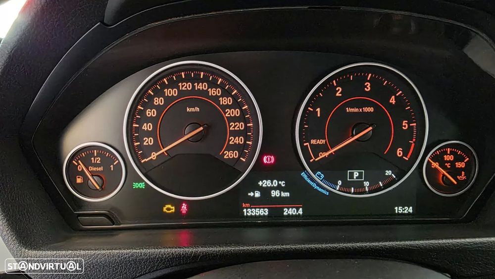 BMW 318 d Line Sport Auto - 41