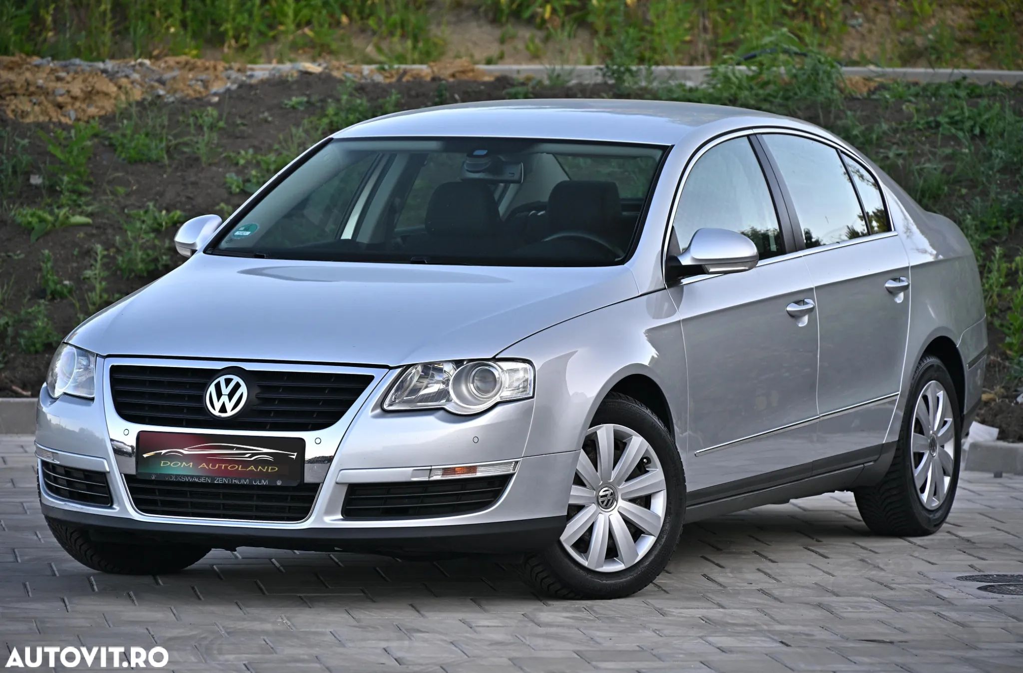 Volkswagen Passat Variant 1.8 TSI Automatik Comfortline - 1