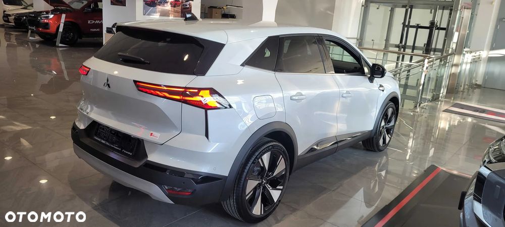 Mitsubishi Grandis - 5