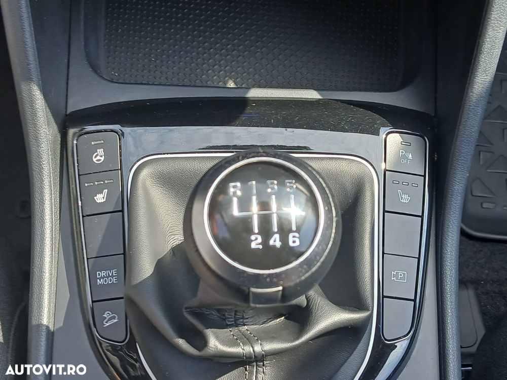 Hyundai Tucson 1.6 l 150 CP 2WD 6MT Style - 16