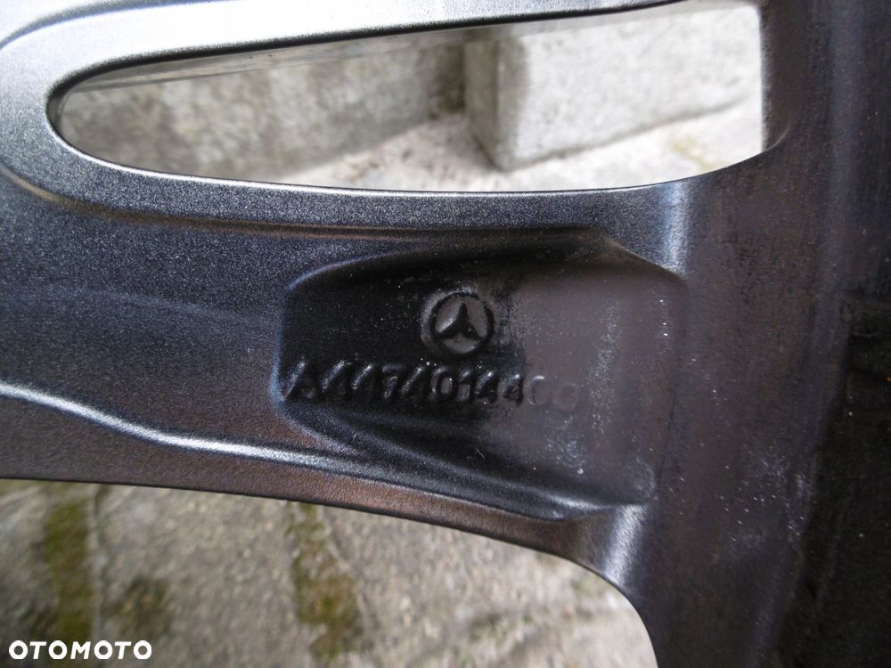 mercedes vito, v-klasa w447 - felga 7.5jx18h2 et52 5x112 - 9