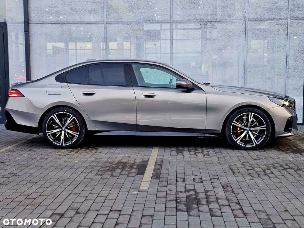 BMW Seria 5 520d xDrive mHEV - 7