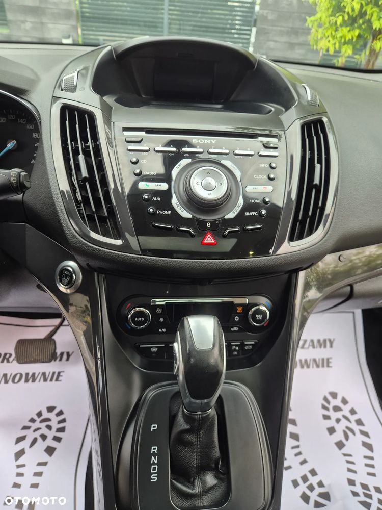 Ford Kuga 2.0 TDCi 4x4 Titanium - 27