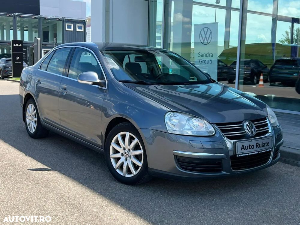 Volkswagen Jetta 1.6 Comfortline - 10