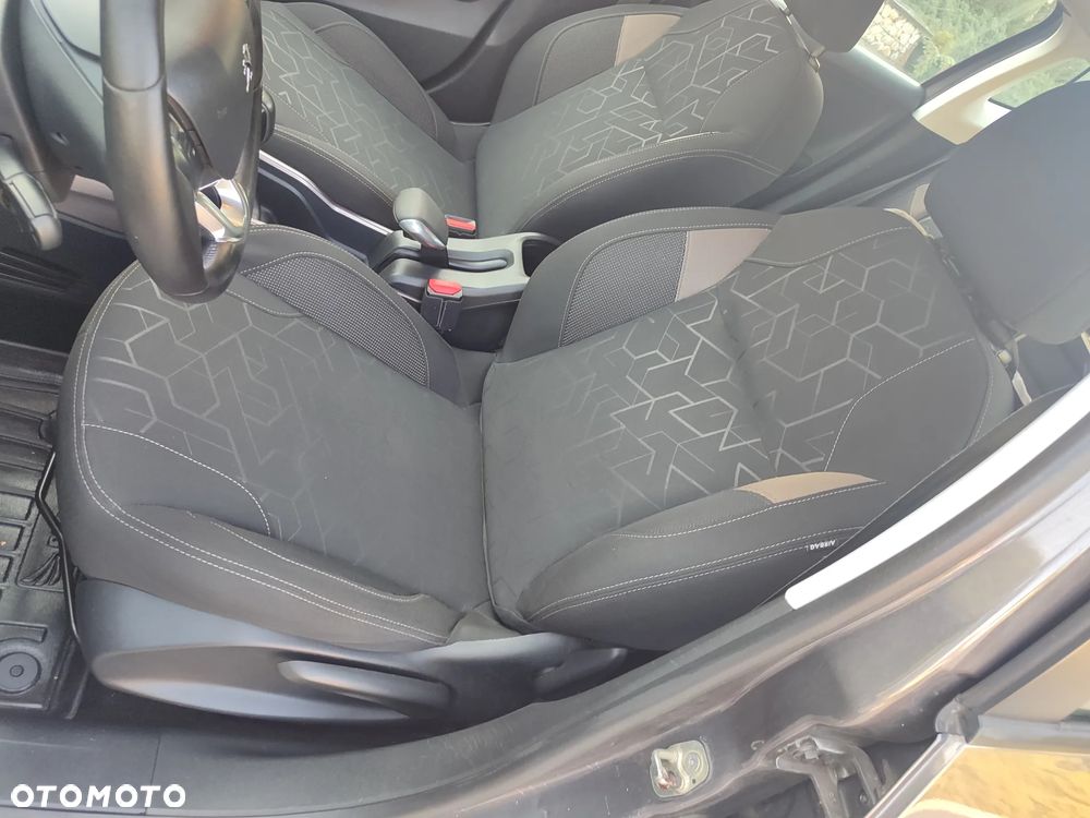 Peugeot 2008 PureTech 82 Allure - 31