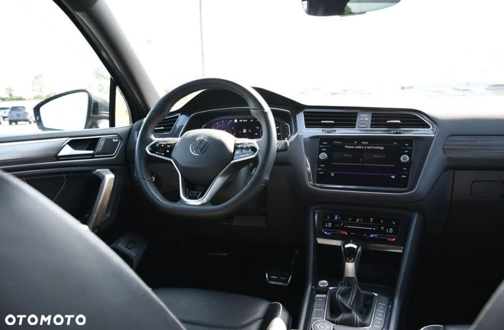 Volkswagen Tiguan - 10