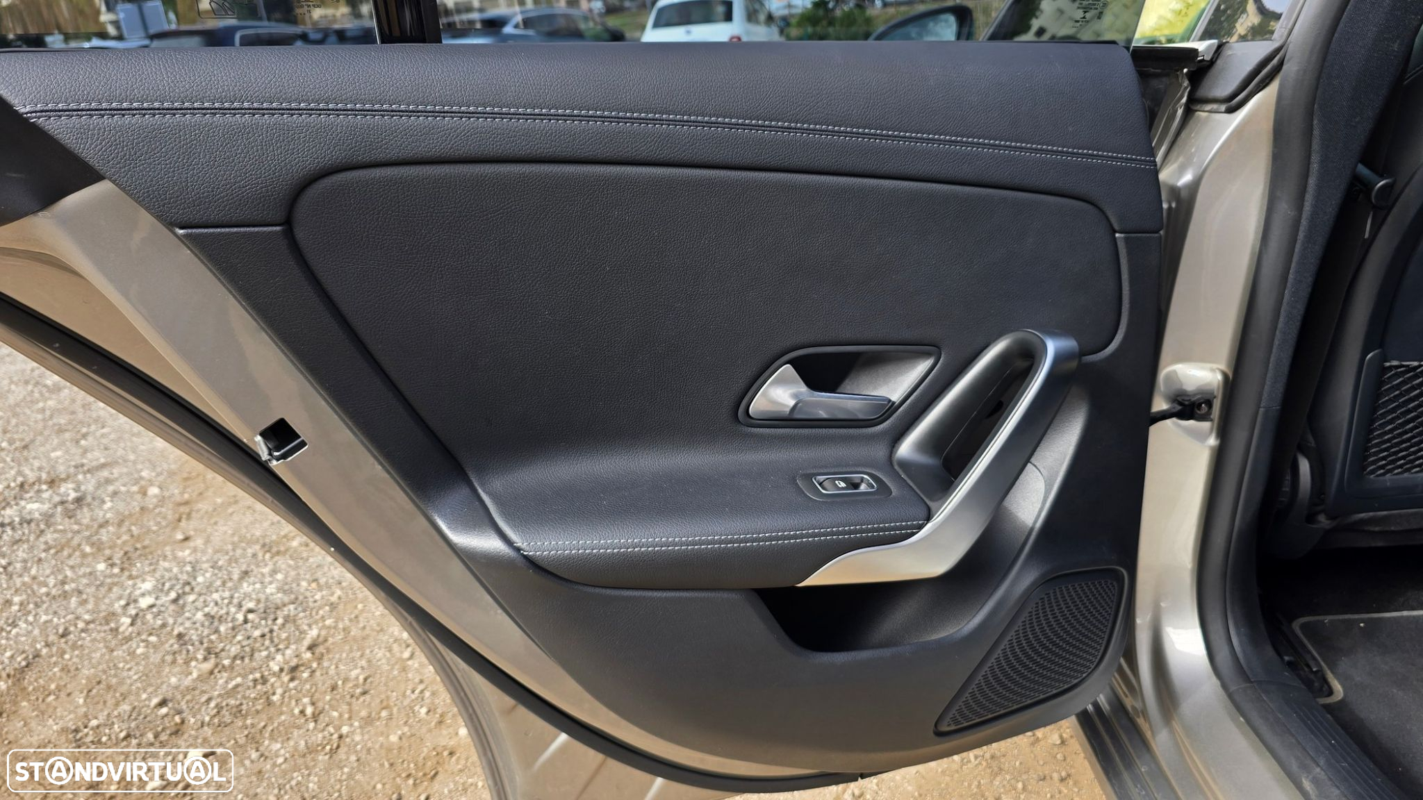 Mercedes-Benz CLA 200 - 54