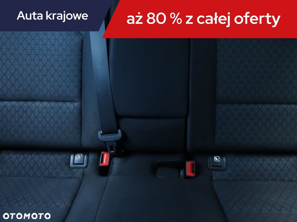 Kia Ceed - 12