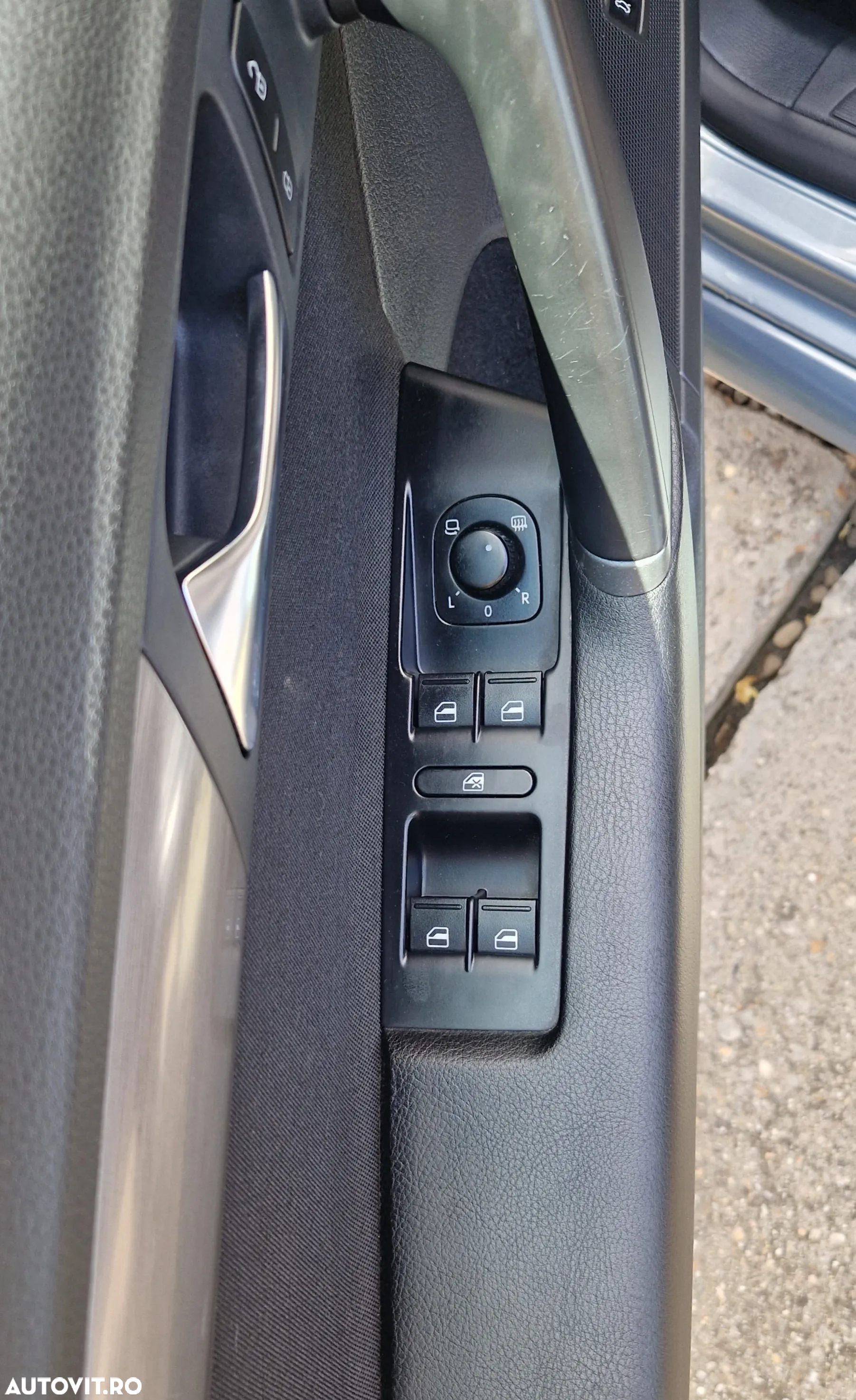 Volkswagen Passat Variant 2.0 TDI Blue TDI Comfortline - 8