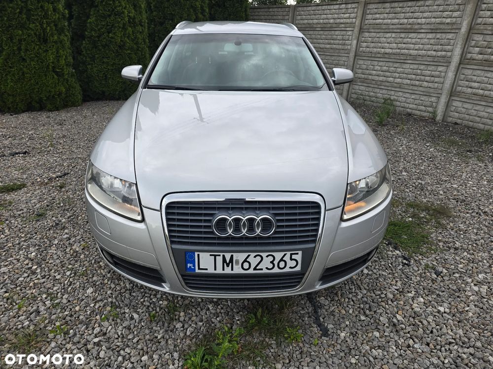 Audi A6 Avant 2.4 - 3